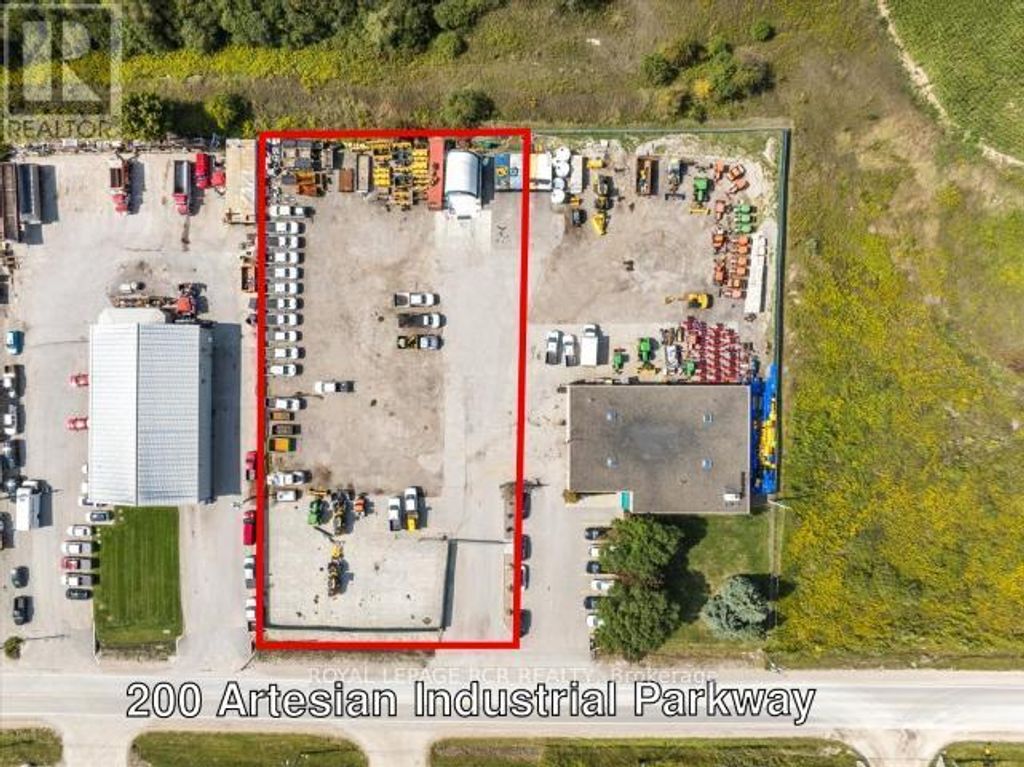 200 Artesian Ind Parkway, Bradford West Gwillimbury (bradford)
