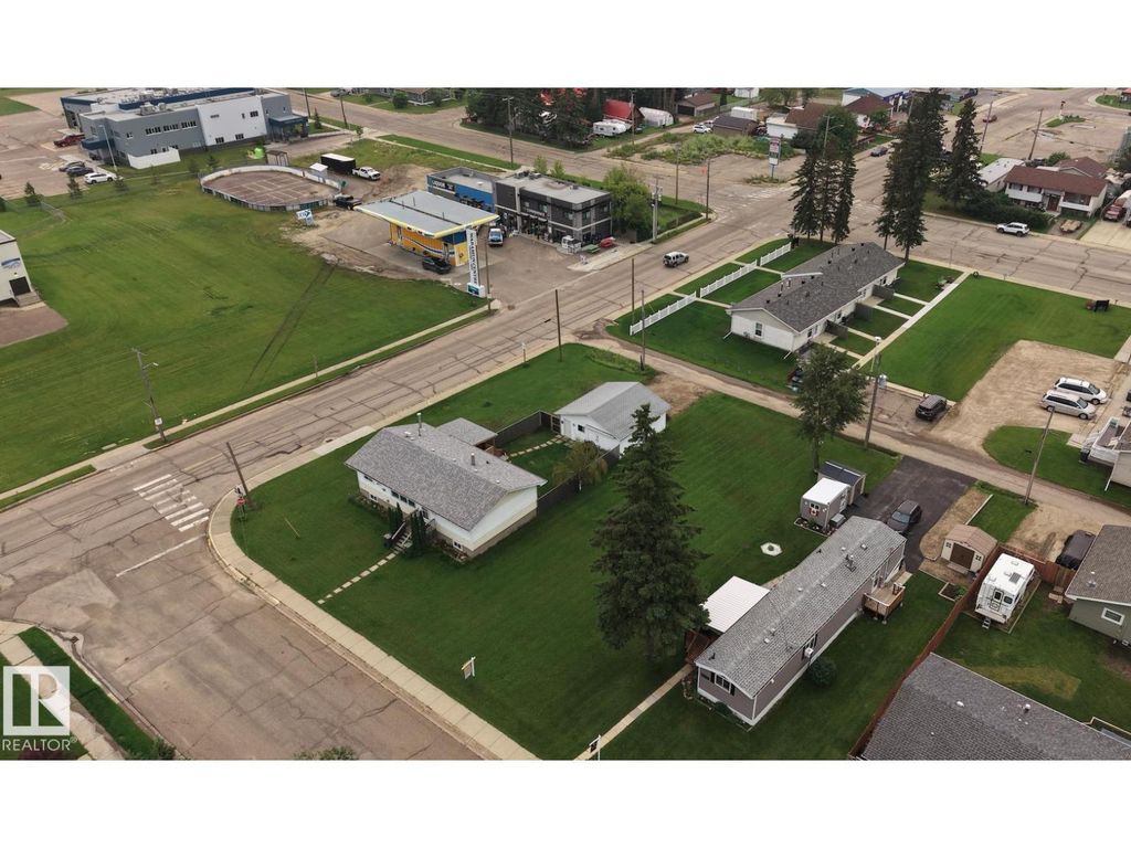 5009 53 Av, Wabamun
