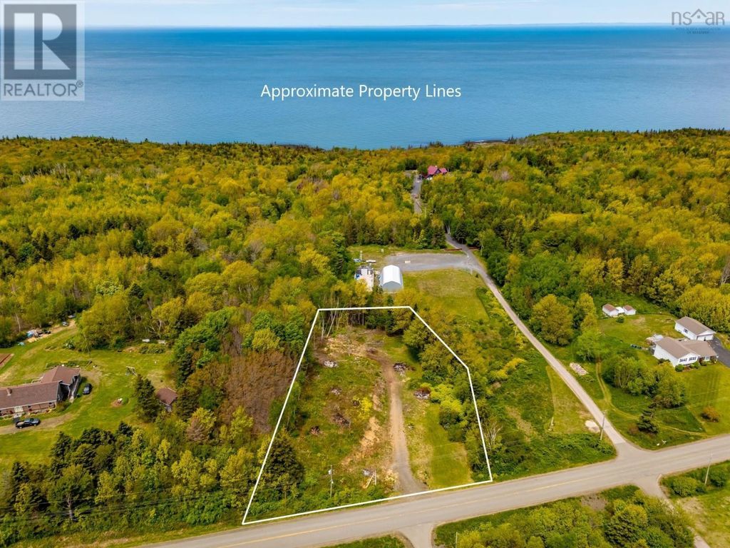 3421 Shore Road W, Hillsburn