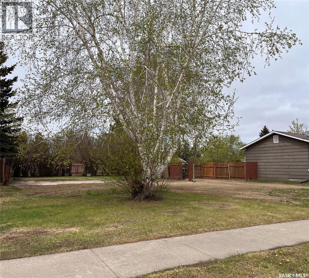 1008 1st Street E, Nipawin