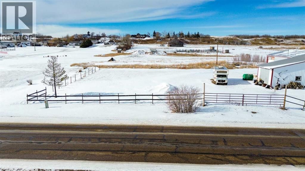 133 & 137 Railway Avenue N, Big Valley