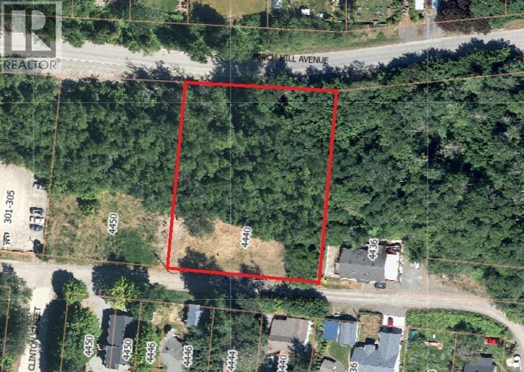4440 Little Avenue, Terrace