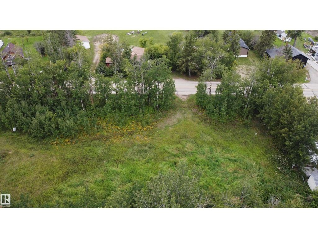 21-55022 Lac Ste. Anne Trail, Rural Lac Ste. Anne County