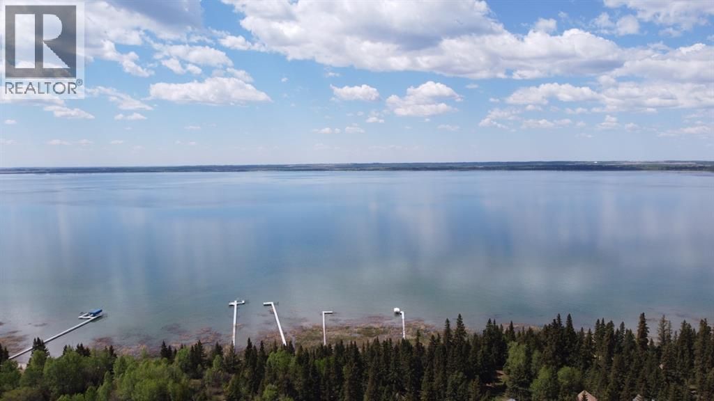 807 Brightsand Crescent, Brightsand Lake