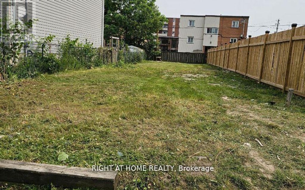 361 Adelaide Avenue W, Oshawa (mclaughlin)