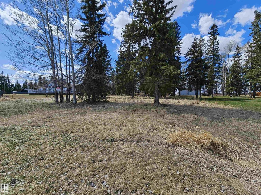 106 2 St, Rural Wetaskiwin County