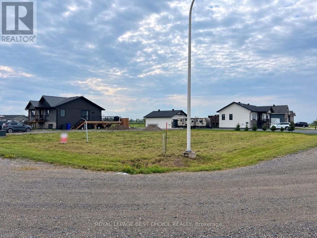 31 Jules Gravel Crescent, Armstrong (earlton)