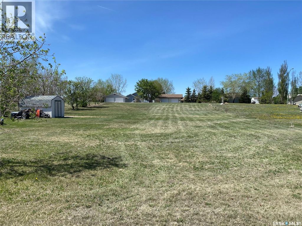 185 Gordon Drive, Last Mountain Lake