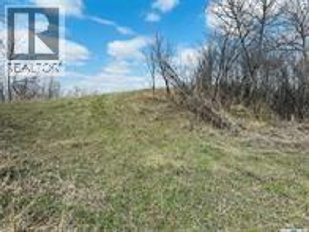 338 Green Avenue, Regina Beach