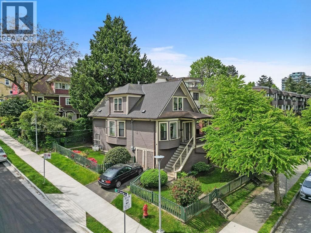 498 E 5th Avenue, Vancouver