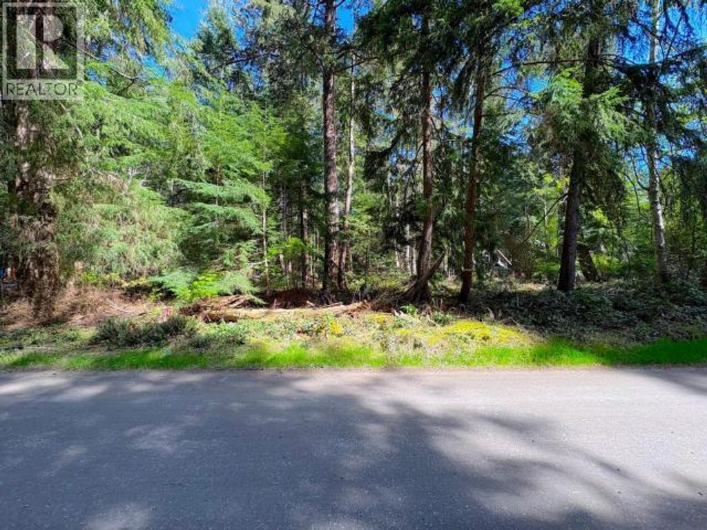1251 Vancouver Blvd, Savary Island