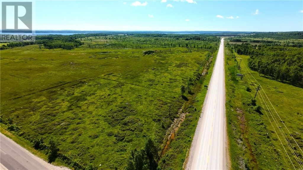 Na White's Point & Hwy.no.6 Road, Little Current