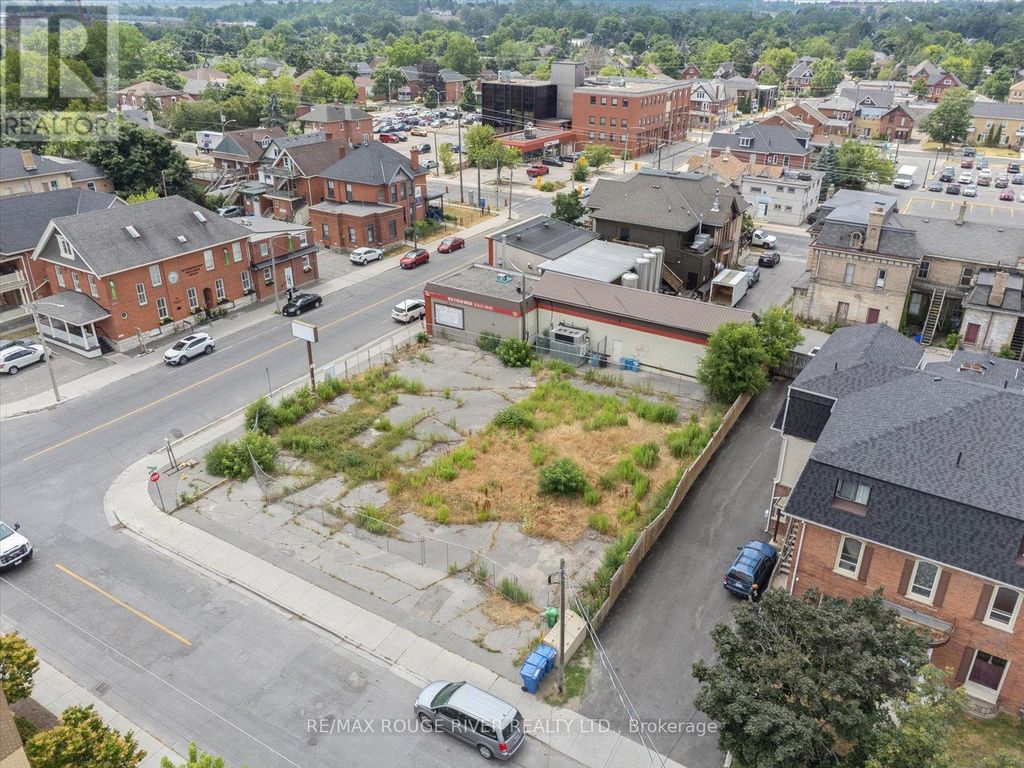 288 Charlotte Street, Peterborough (town Ward 3)