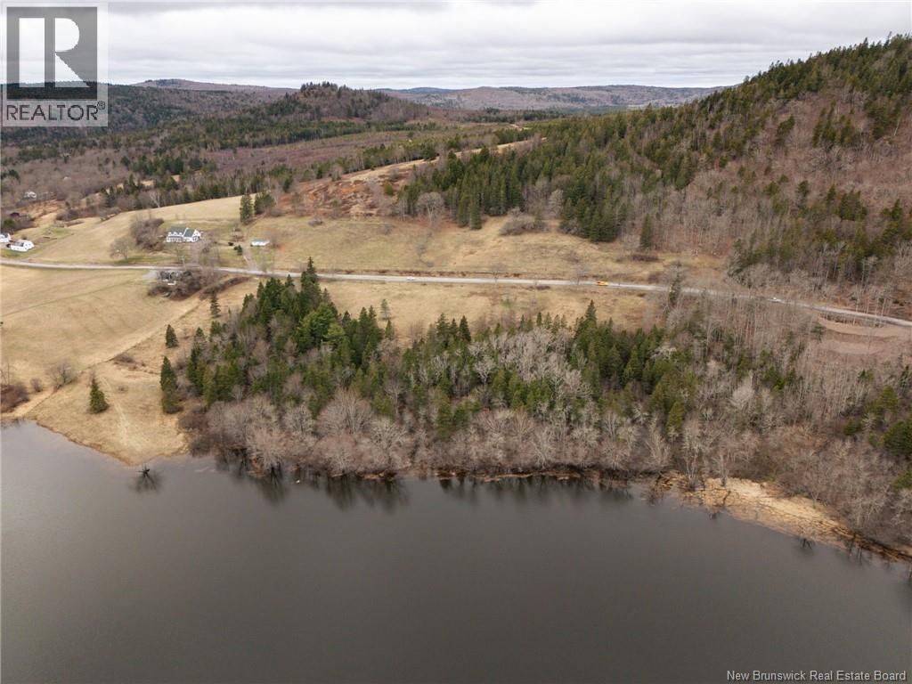Lot A-1 Pickwauket, Hampton