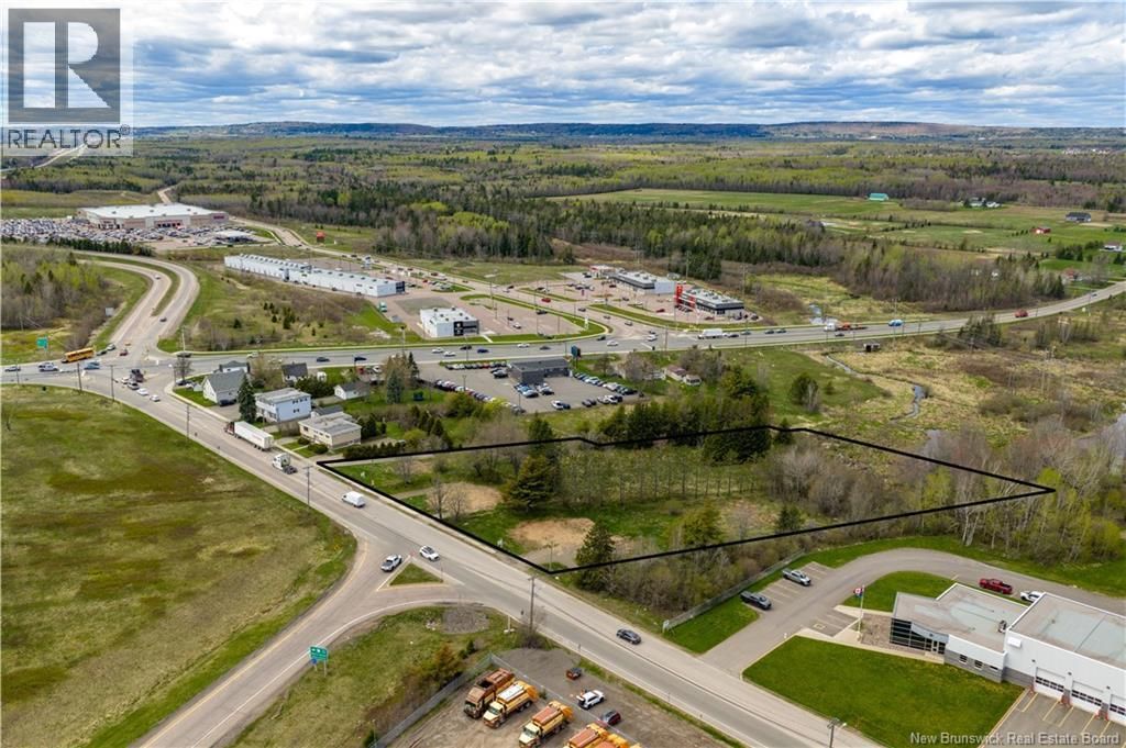 38-42-50 Caledonia, Moncton