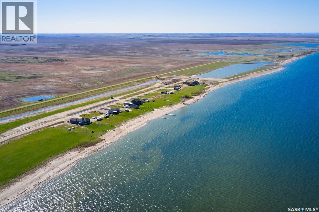 44 Sunset Acres Lane, Last Mountain Lake East Side