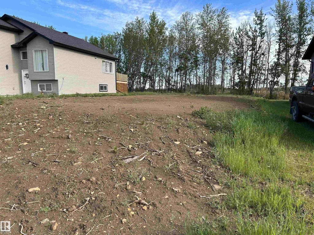 6111 53a Av, Redwater