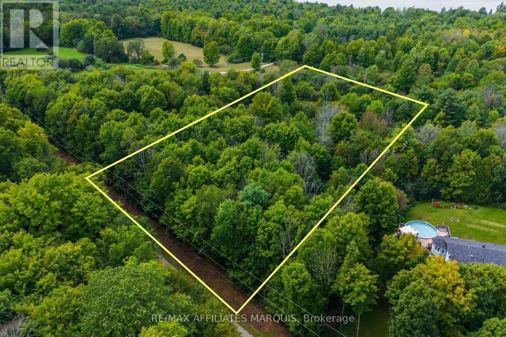 00 Mahon Road, Rideau Lakes