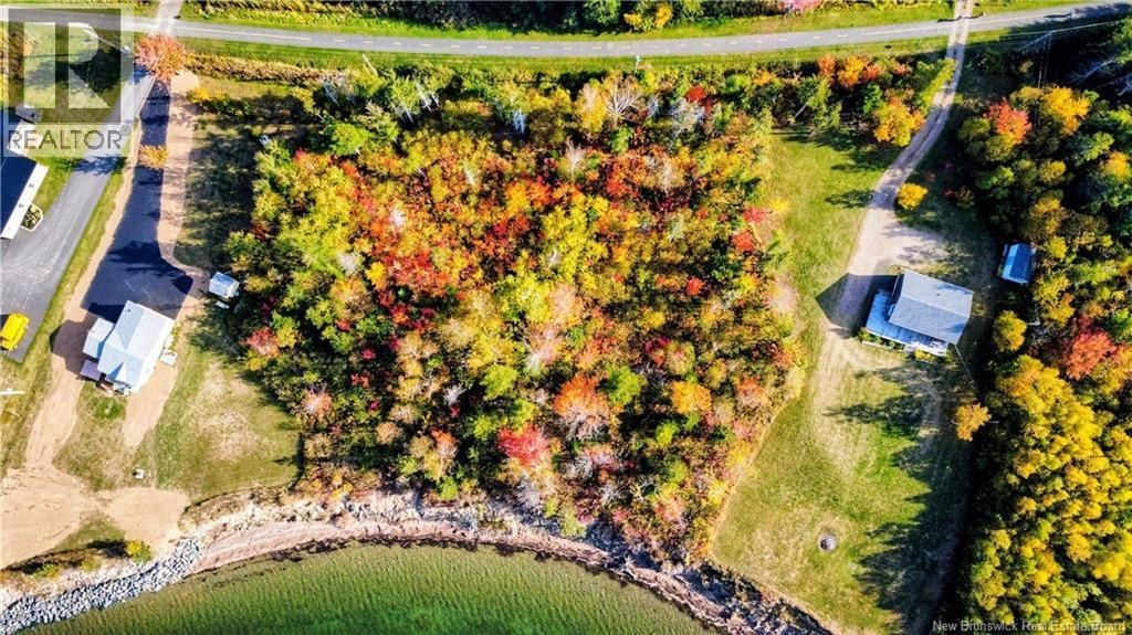 Lot Boul. St Pierre O., Caraquet