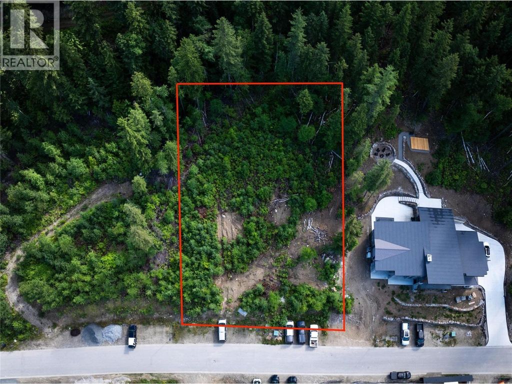 2465 Monashee Court Unit# 14, Revelstoke