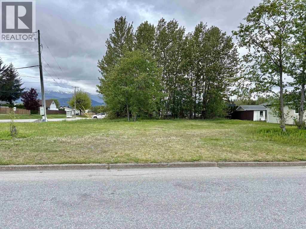 4 Wakita Avenue, Kitimat