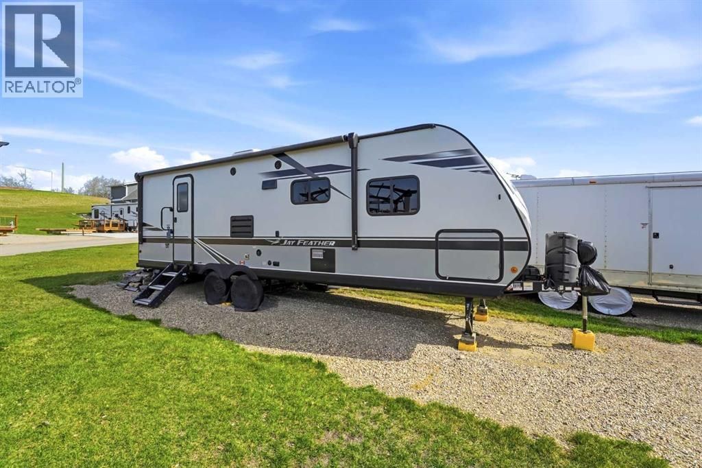 6074, 25054 South Pine Lake Road, Rural Red Deer County