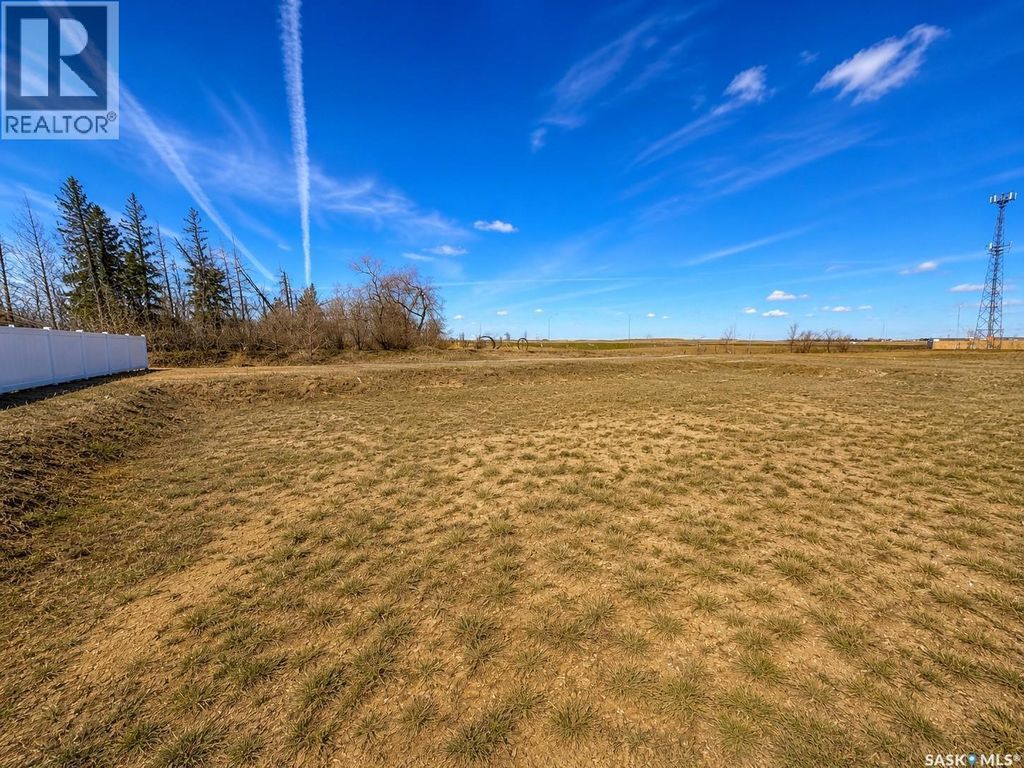 11 Tbd Chateau Crescent, Pilot Butte