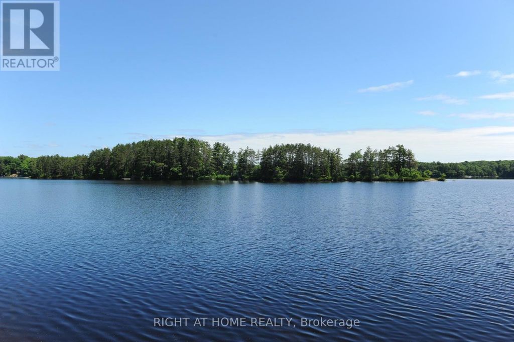 22 Hawkins Point, Georgian Bay (freeman)