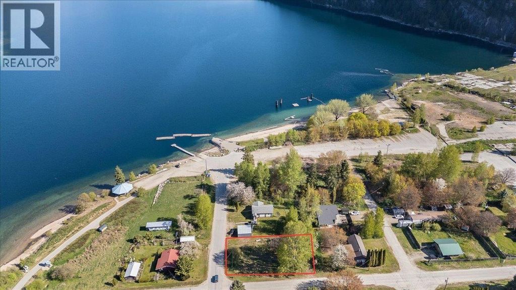 Main Street Lot# A, Slocan