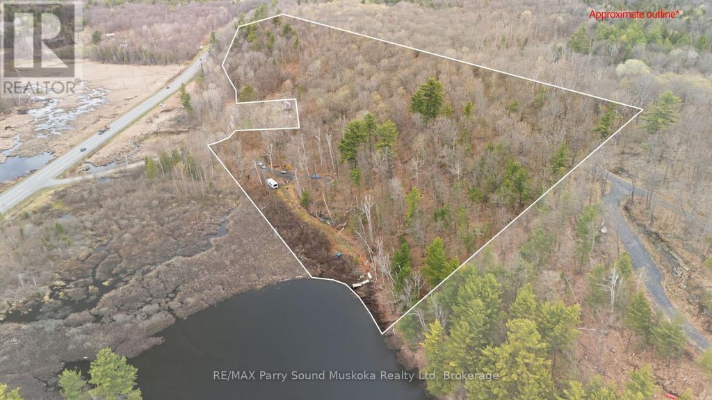 25 Lake Ridge Road, Mcdougall