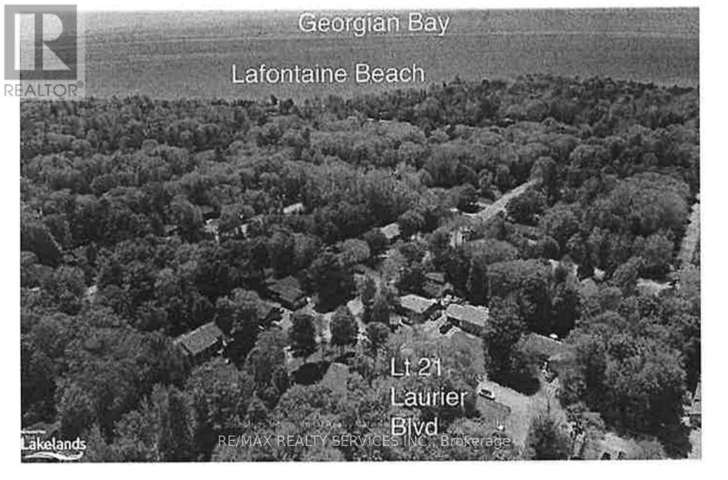 Lot 21 Laurier Boulevard, Tiny