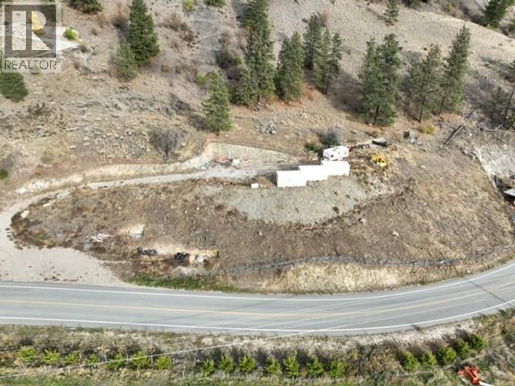 19303 Garnet Valley Road, Summerland