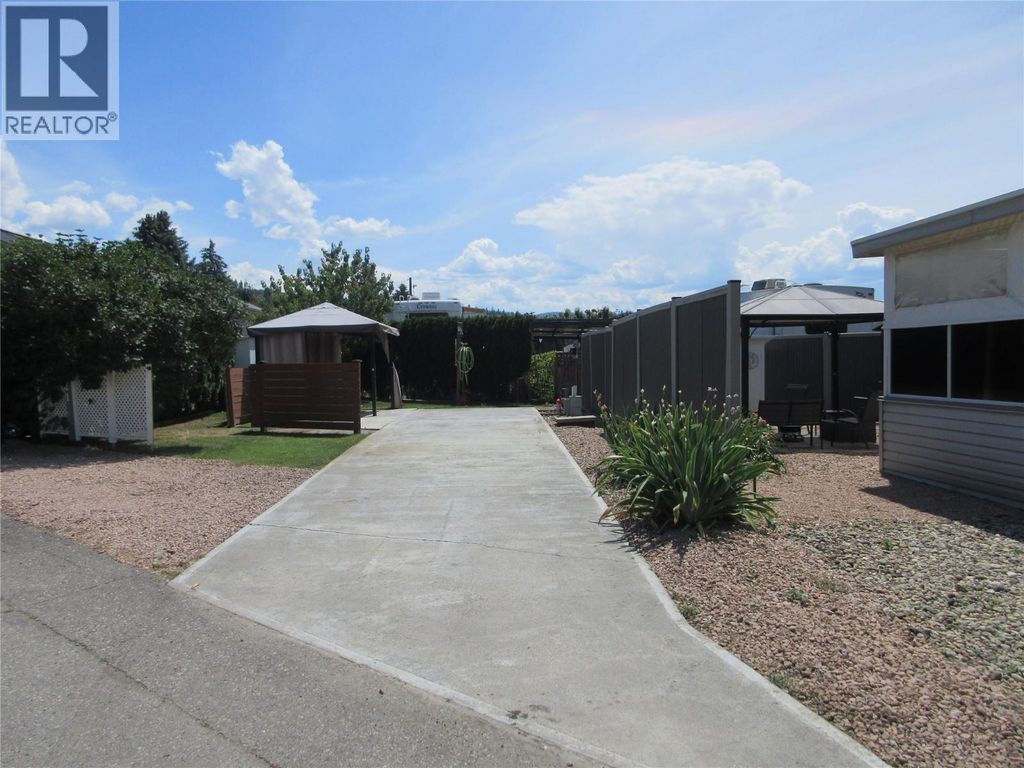 415 Commonwealth Road Unit# 121, Kelowna