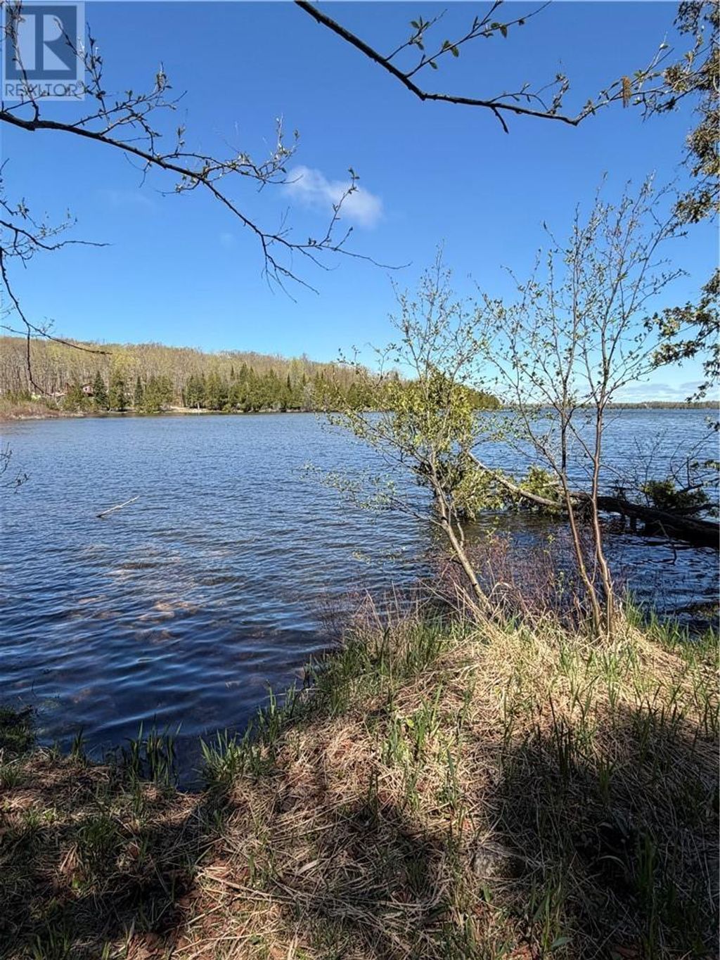 974 Ice Lake Drive, Gore Bay