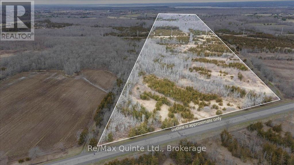 Across From 3904 Cty Rd 49, Prince Edward County (sophiasburg Ward)