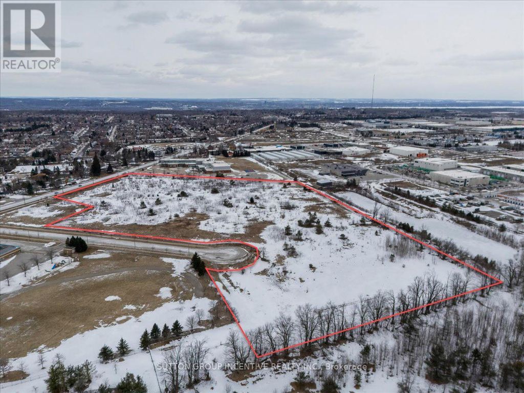 740 Essa Road, Barrie (400 West)