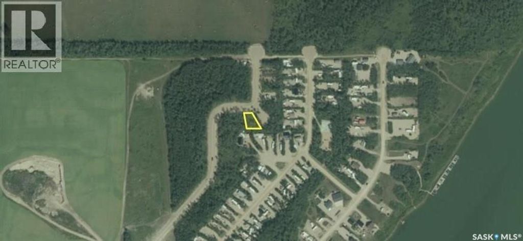 Lot 21 Block 10, Lenore Lake