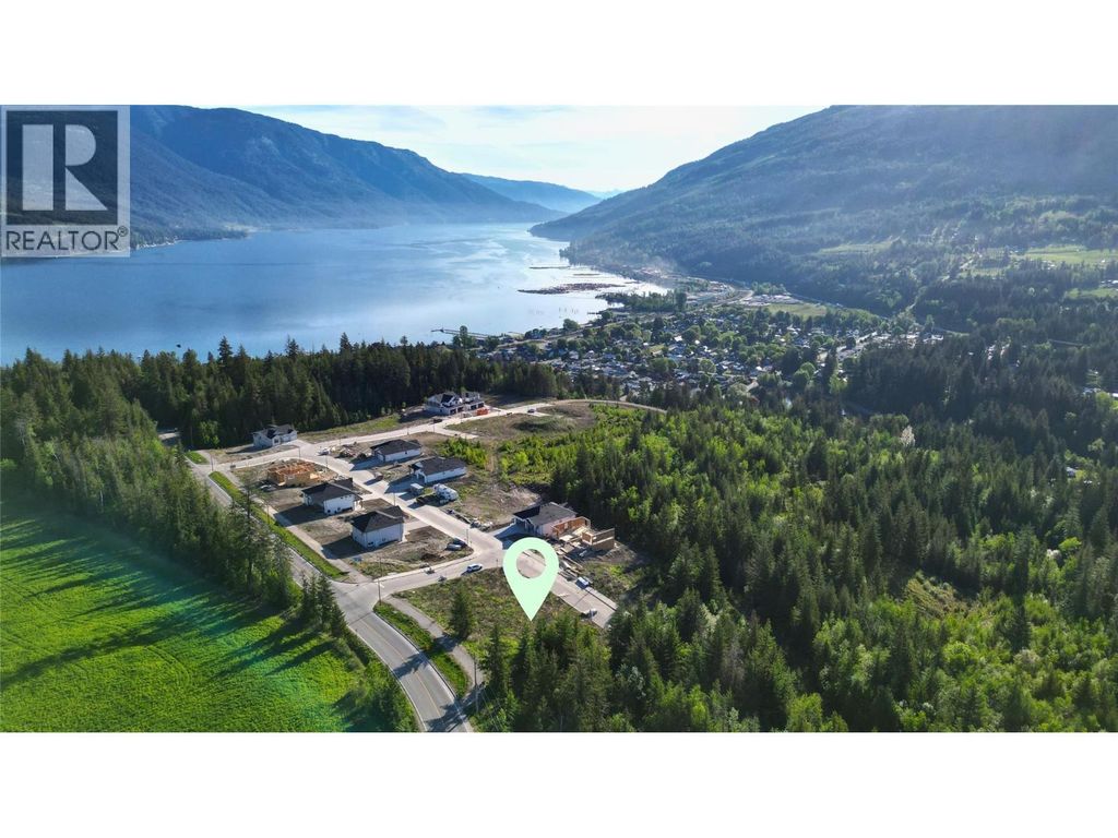 6731 42 Street Ne, Salmon Arm