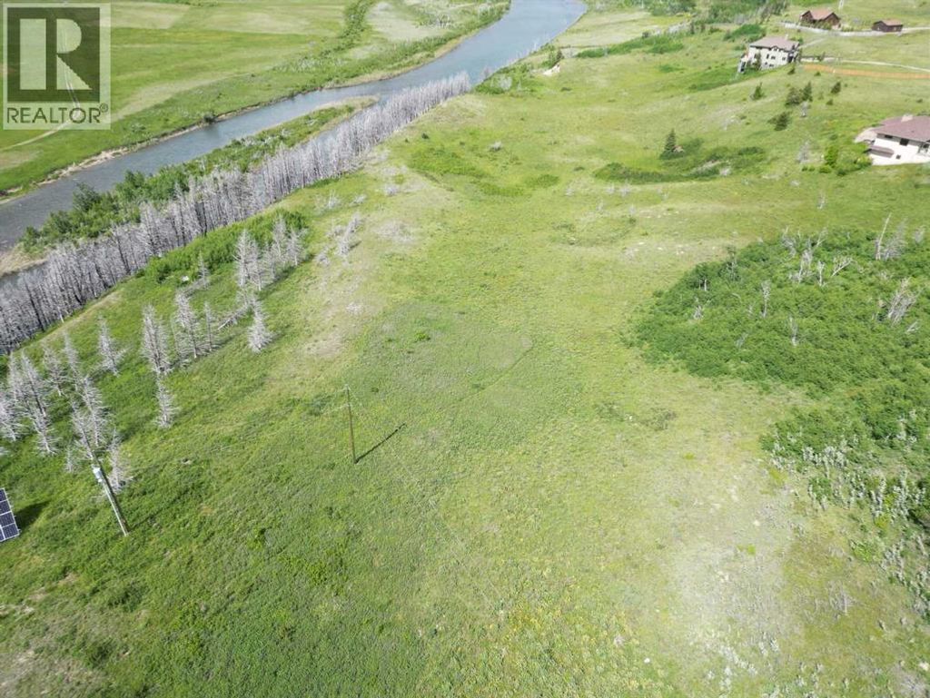1 Paradise Drive, Rural Cardston County