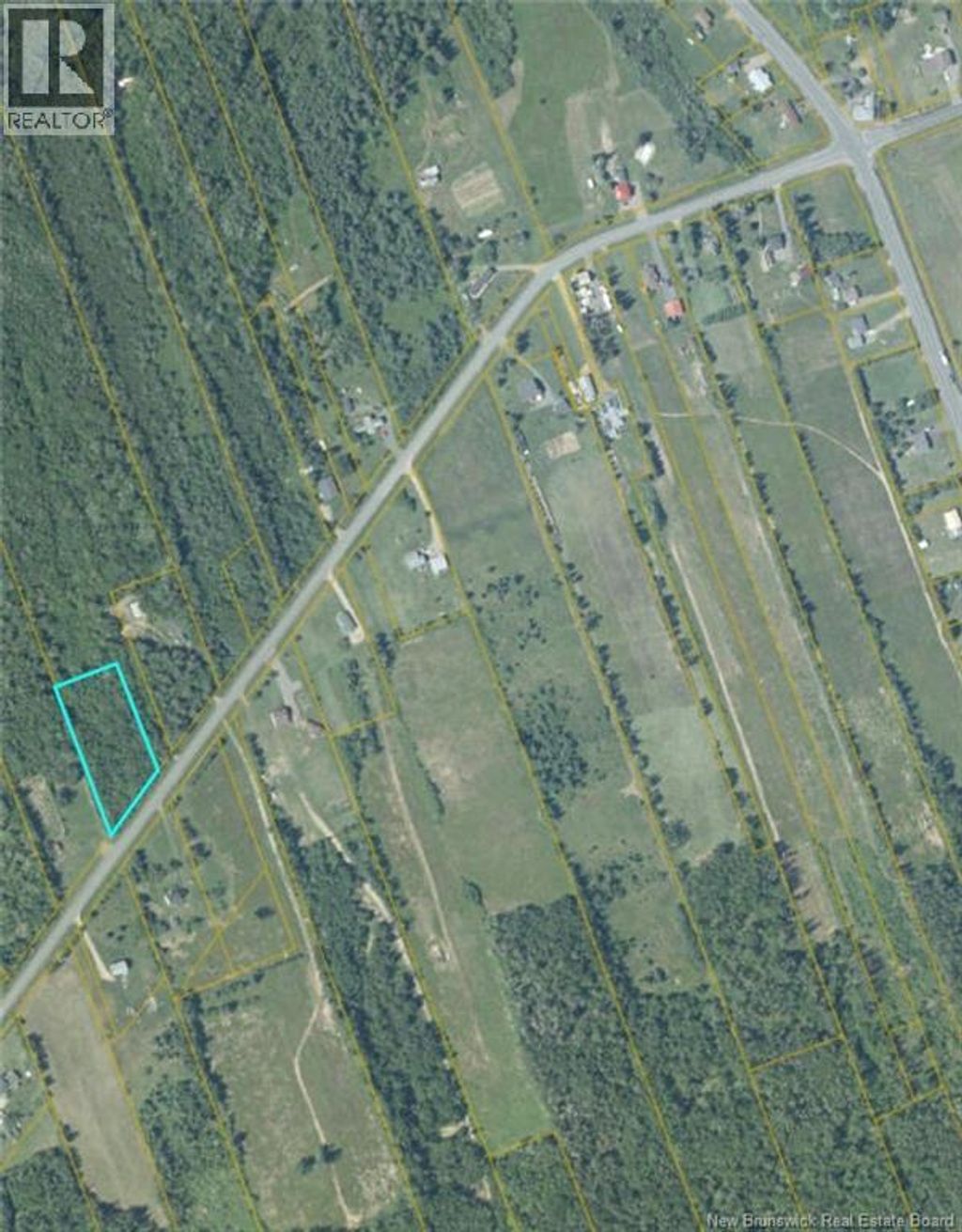 1 Acre Rue Pinet, Bertrand