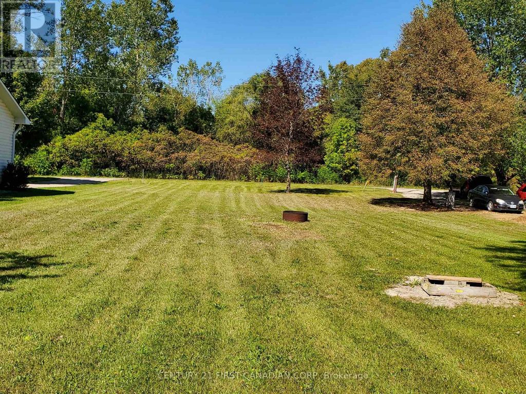 8275 Goosemarsh Line, Lambton Shores (walden)
