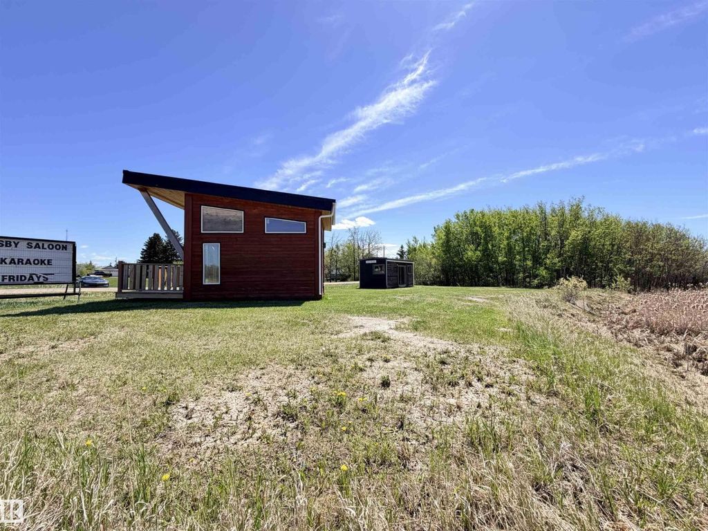 50 Ave. 52 St., Rural Westlock County