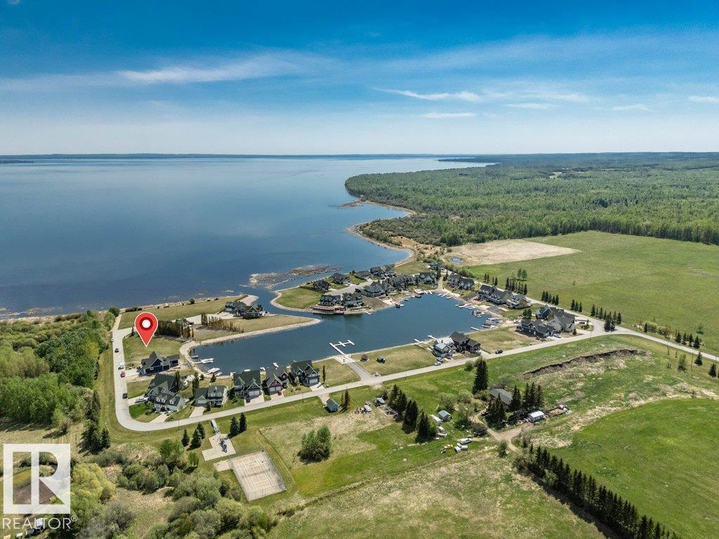 12 Sunset Harbour, Rural Wetaskiwin County