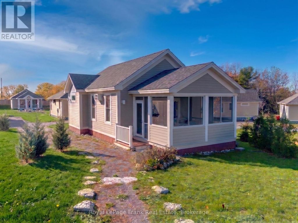 98 - 20 Butternut Lane, Prince Edward County (athol Ward)