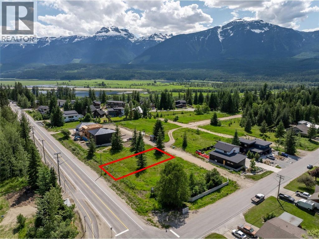 2004 Lanzo Lane Lot# Sl 3, Revelstoke