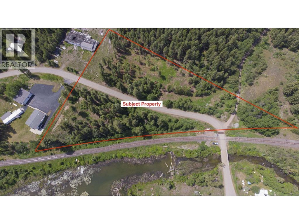 3340 Wright Station Road, Lac La Hache
