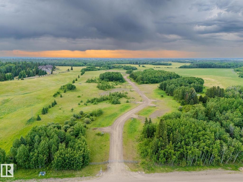 Nw 14-47-24-4, Rural Wetaskiwin County