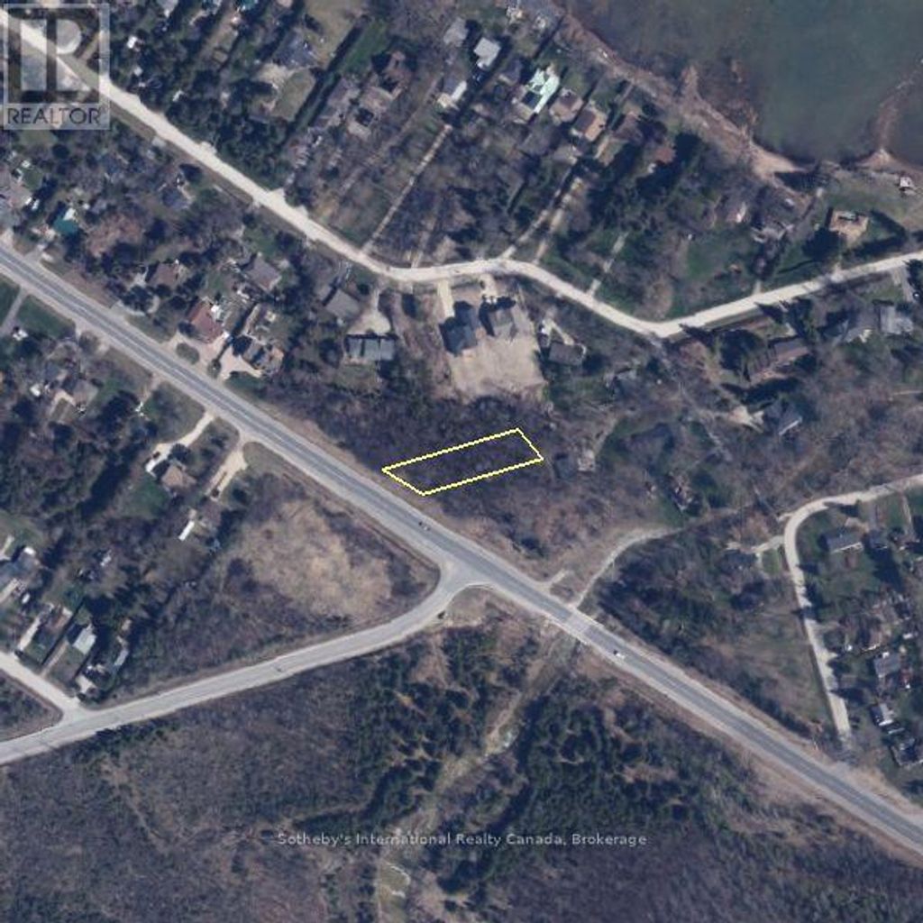 9742 Beachwood Road, Collingwood