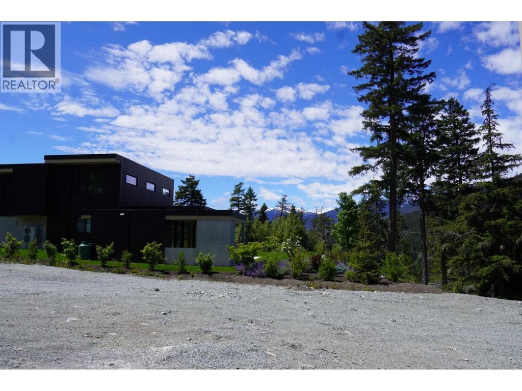 9261 Wedgemount Plateau Drive, Whistler