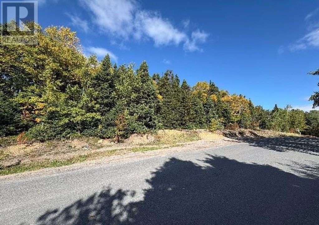 8-10 Peters Cove Road, Bunyans Cove